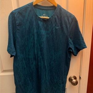 Nike Men's Patterned Teal Short Sleeve Tee